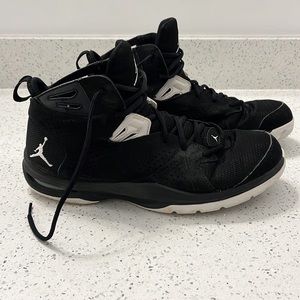 Jordan Men’s Basketball Shoes 644773-010